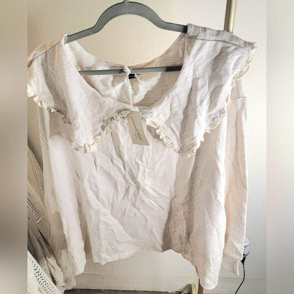 Universal Threads 4x Ruffle Split Collar Top NwT